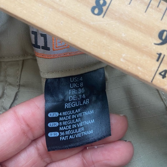 5.11 Tactical Women’s Cargo Pants Size 4 Tan Law Enforcement Workwear Straight - Picture 10 of 11
